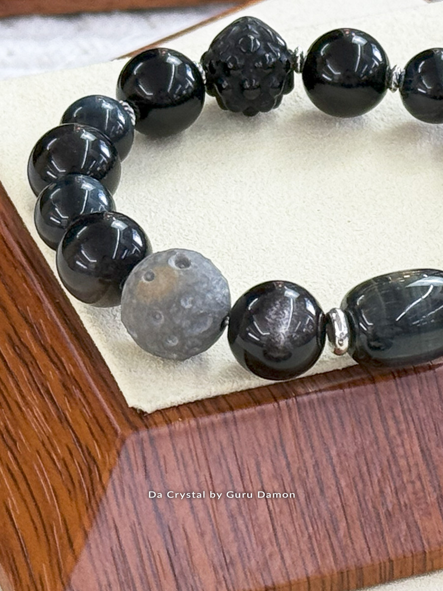 FLUNE Inner Resilience Crystal Bracelet