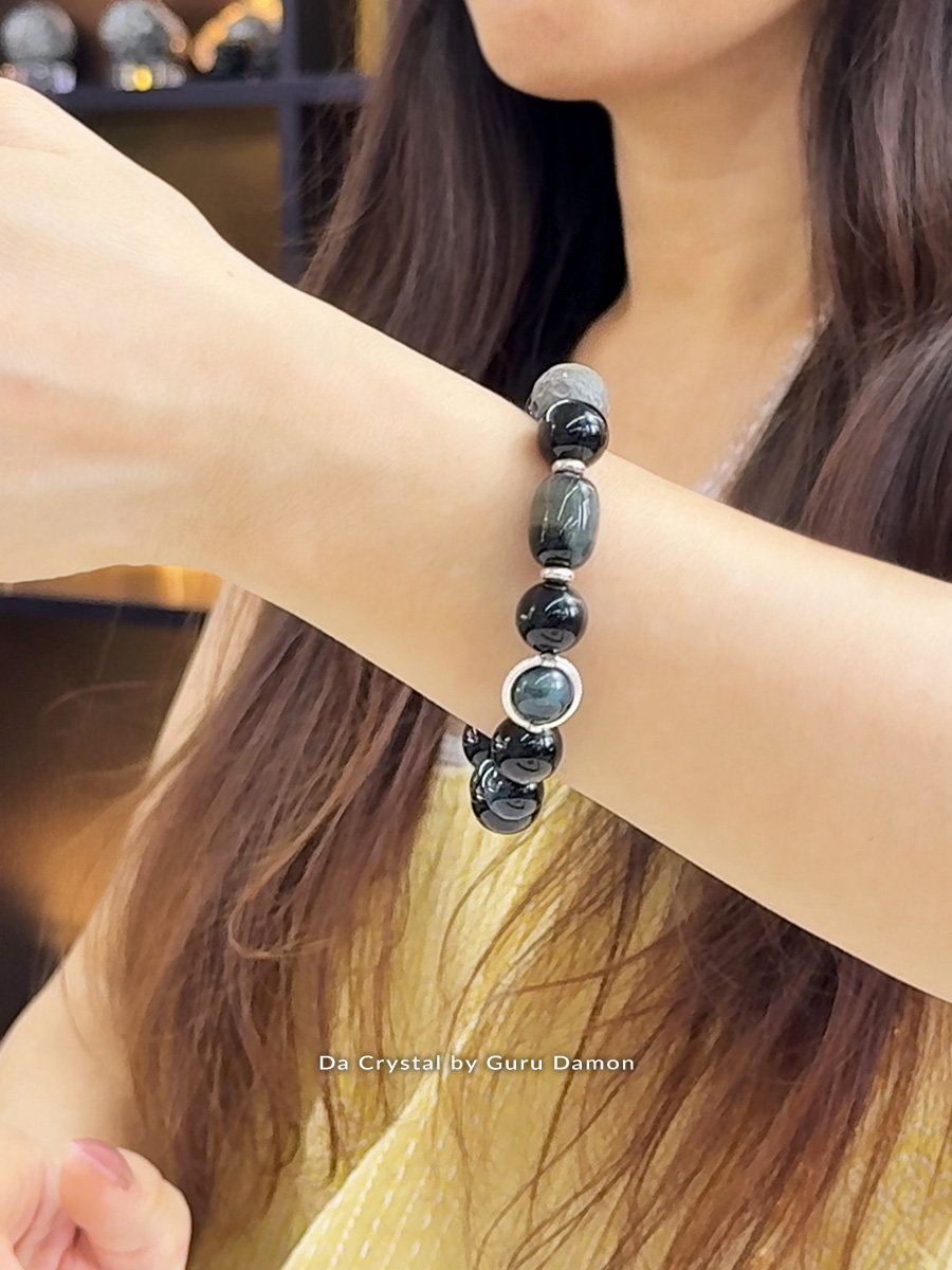 FLUNE Healing Bracelet for focus and protection